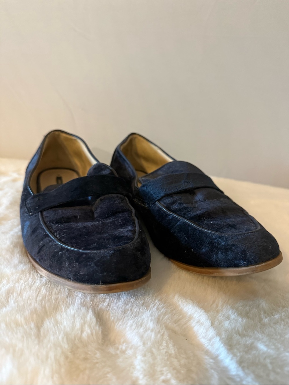 Zara women’s Dark Navy Velvet Slip-On Loafers